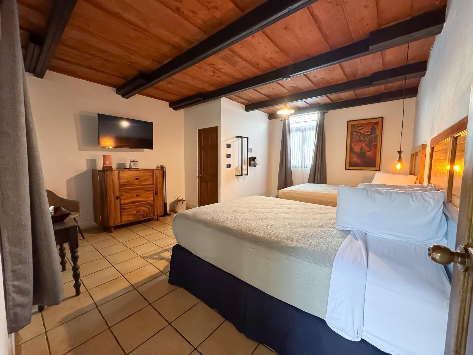 Cacique Real Hotel